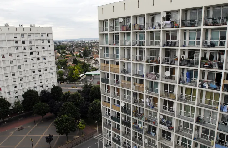 Barre d'immeuble - logement-hébergement
